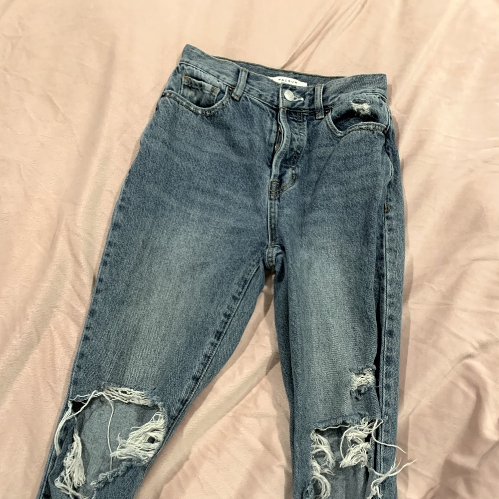 Size 24 Pacsun ripped jeans